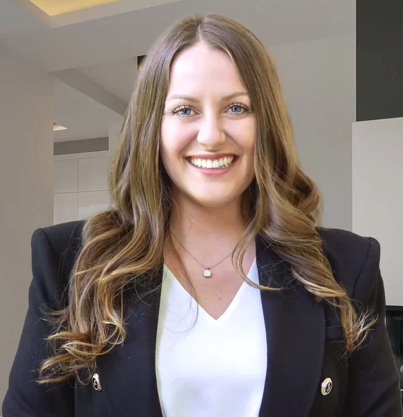 Besoin d'un courtier immobilier de confiance à Saint-Colomban ? Faites appel à Melissa Tromba de The Agency Montreal pour votre transaction immobilière.