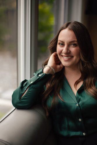 Meilleur courtier immobilier à Blainville | Melissa Tromba The Agency Montreal Laurentides